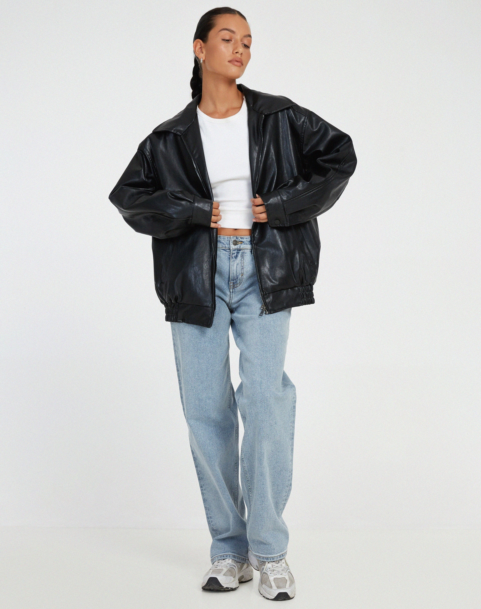 Casual brown oversized women's PU leather jacket, stylish faux leather outerwear for a trendy look. 4