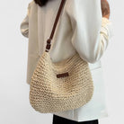 Elegant Slouchy Bag with Adjustable Strap and Secure Zipper – Versatile Everyday Design 1
