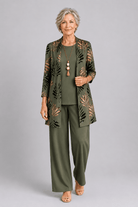 Elegant Three-Piece Set with Botanical Print Trousers – Plus Size Women's Casual Outfit – Lightweight and Breathable 0