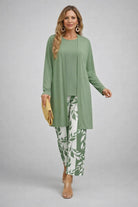 Elegant Three-Piece Set with Botanical Print Trousers – Plus Size Women's Casual Outfit – Lightweight and Breathable 3