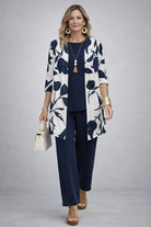 Elegant Three-Piece Set with Botanical Print Trousers – Plus Size Women's Casual Outfit – Lightweight and Breathable 7
