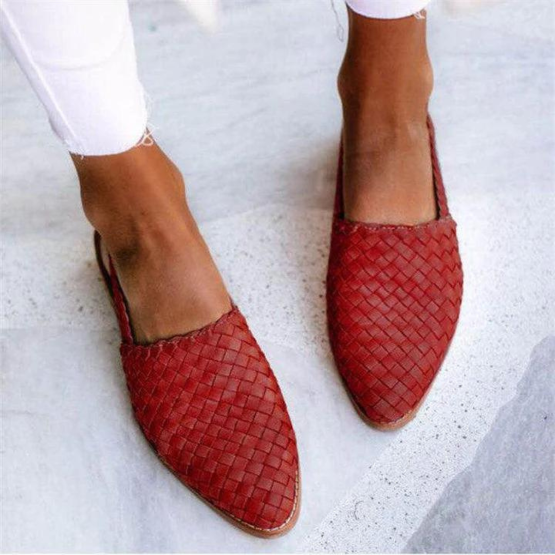 Handcrafted Moccasins with Ergonomic Flat Sole – Soft Leather Spring/Summer Sandals 2