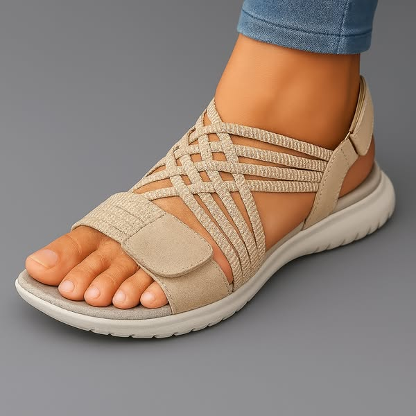 Lightweight orthopedic sandals for women featuring a cushioned footbed, adjustable strap, and breathable open strap design, perfect for comfort and support. 3