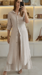 Linen two-piece set featuring a relaxed fit, designed for both men and women, perfect for casual outings with its breathable and lightweight fabric. 7