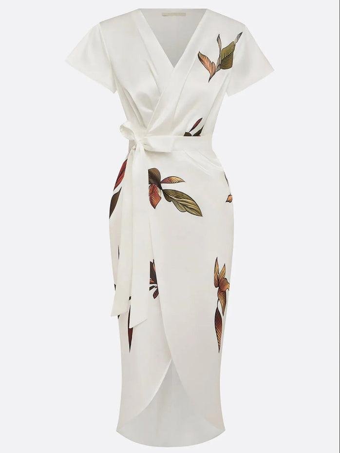 Elegant midi wrap dress featuring a flattering V-neck and vibrant floral print, designed with a stylish tie-waist for a perfect fit. Ideal for wedding guests 5