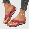 Orthopedic flip flops featuring an ergonomic design and shock absorption technology, perfect for lightweight casual wear and providing comfort and support for your feet. 2