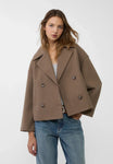 Women’s Coat with Wide Lapels and Double-Breasted Front