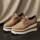 Women's platform Oxford shoes in beige with lace-up design and wedge sole, ideal for casual and smart-casual wear. 5
