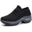 Women's slip-on sneakers featuring air cushion technology and a breathable knit design, perfect for all-day comfort and stylish casual wear. 0